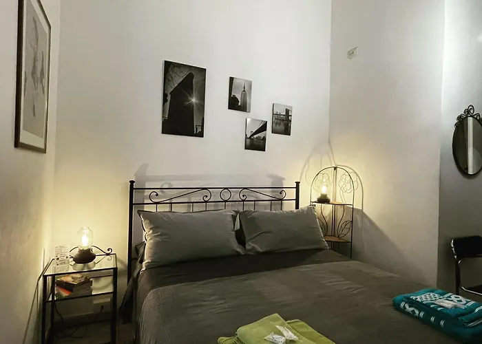 Da Alessia Per Dormire Al Coppede Bed and Breakfast 4*