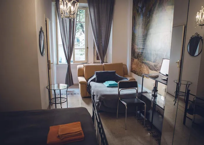 Bed and Breakfast Da Alessia Per Dormire Al Coppede 4*