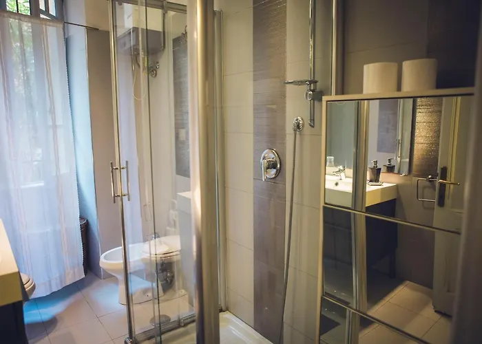 Da Alessia Per Dormire Al Coppede 로마