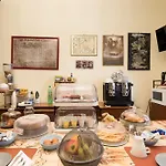 Frühstückspension Da Alessia Per Dormire Al Coppede 4*