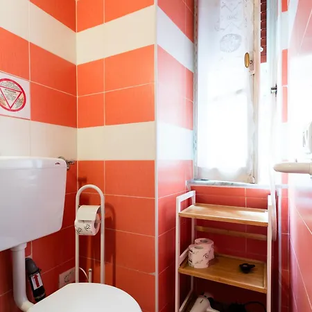 Bed & Breakfast Da Alessia Per Dormire Al Coppedé Roma