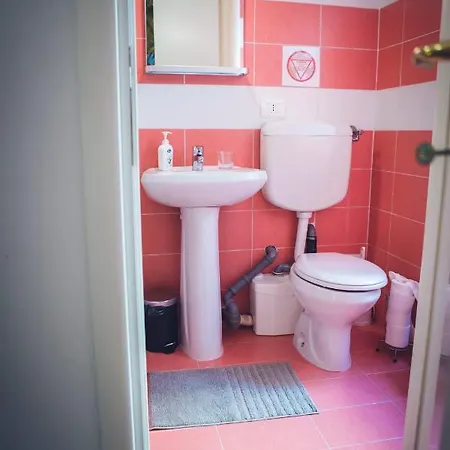 Bed & Breakfast Da Alessia Per Dormire Al Coppedé Roma